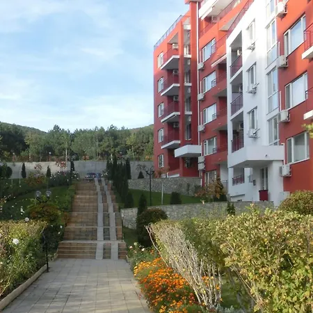 아파트 Panorama On Complex With Pools And Beach, *