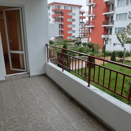 Апартамент Panorama On Complex With Pools And Beach,