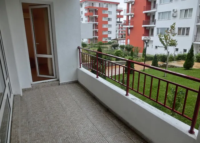 Апартаменты Panorama On Complex With Pools And Beach,