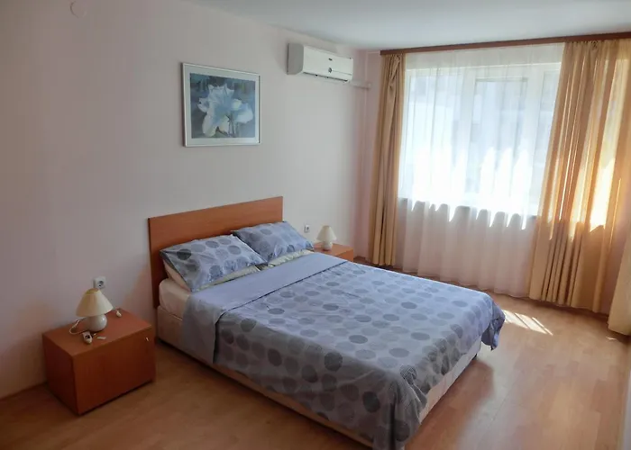 Апартаменты Panorama On Complex With Pools And Beach, Свети-Влас