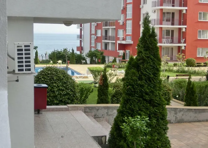 Апартаменты Panorama On Complex With Pools And Beach,